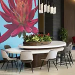 Courtyard By Marriott Los Angeles L.A. Live
